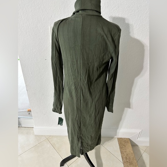 Wild fable Olive Green Turtleneck Midi Dress size XXL - Picture 4 of 9